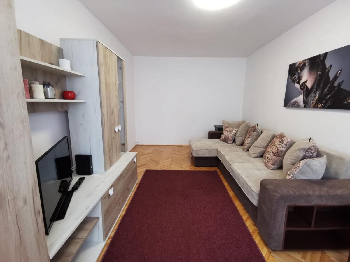 Apartament Carla-Maria Дева Екстериор снимка