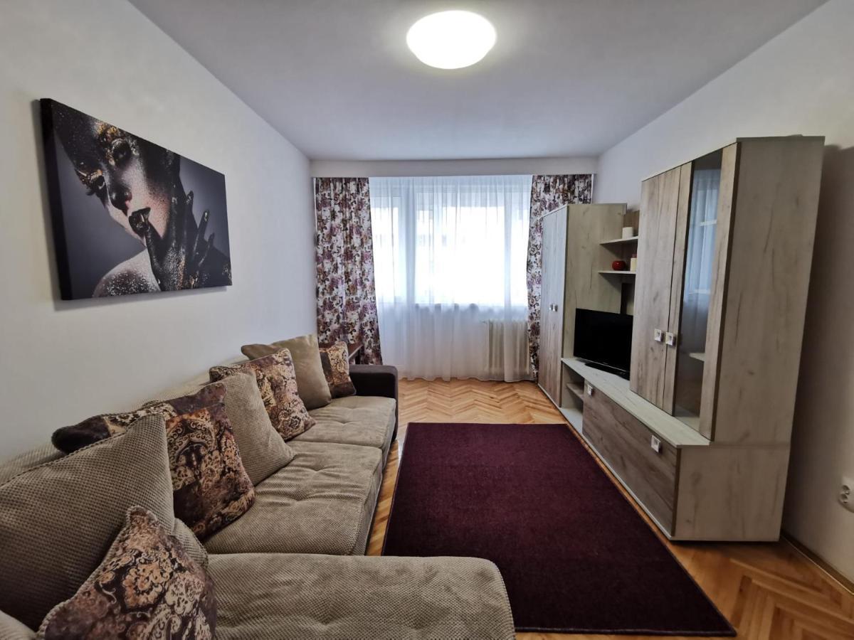 Apartament Carla-Maria Дева Екстериор снимка